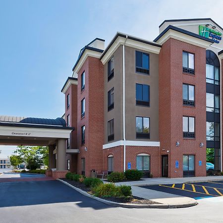 Holiday Inn Express Hotel & Suites Cleveland-Richfield By Ihg Brecksville Extérieur photo