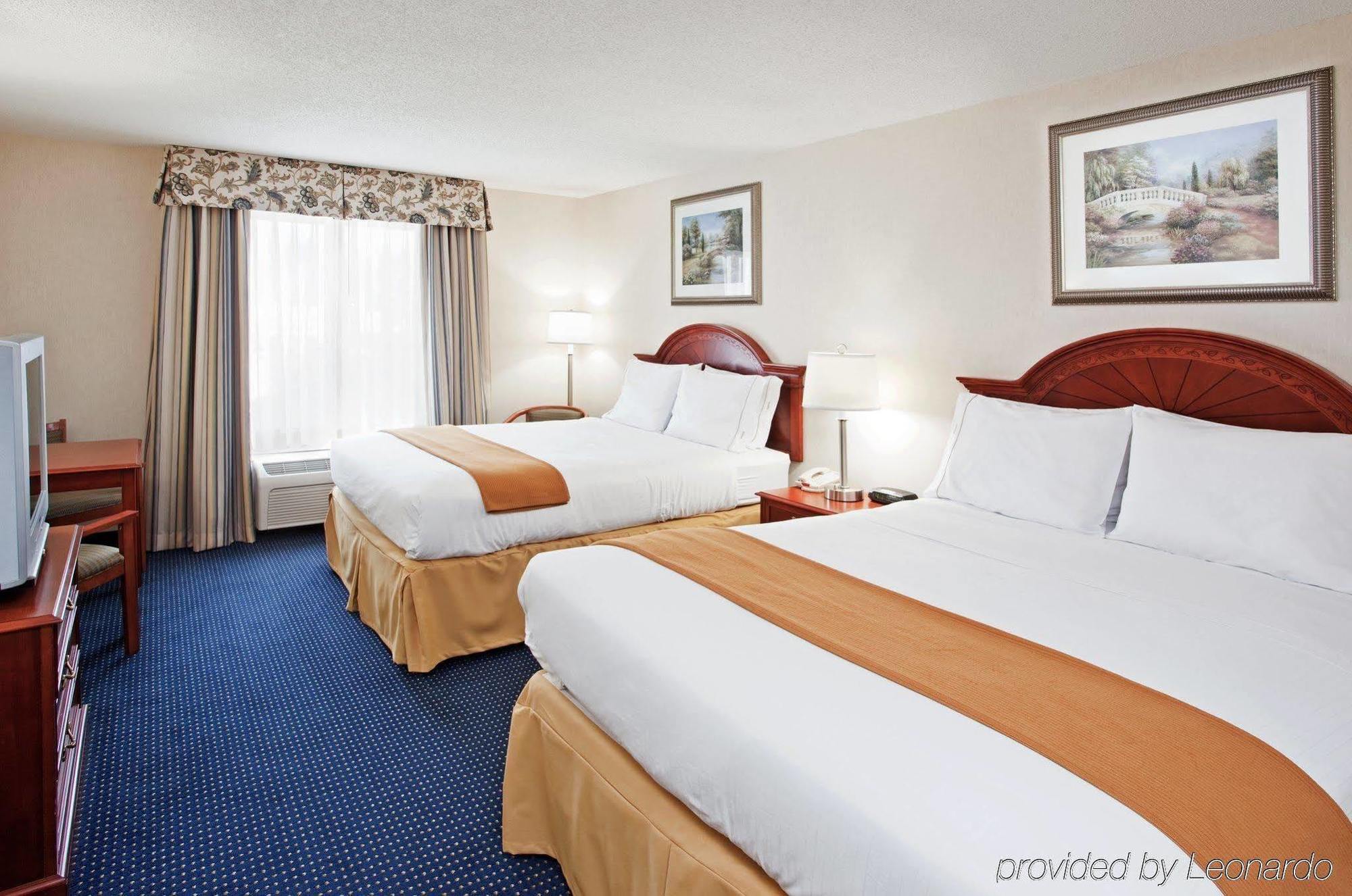 Holiday Inn Express Hotel & Suites Cleveland-Richfield By Ihg Brecksville Chambre photo