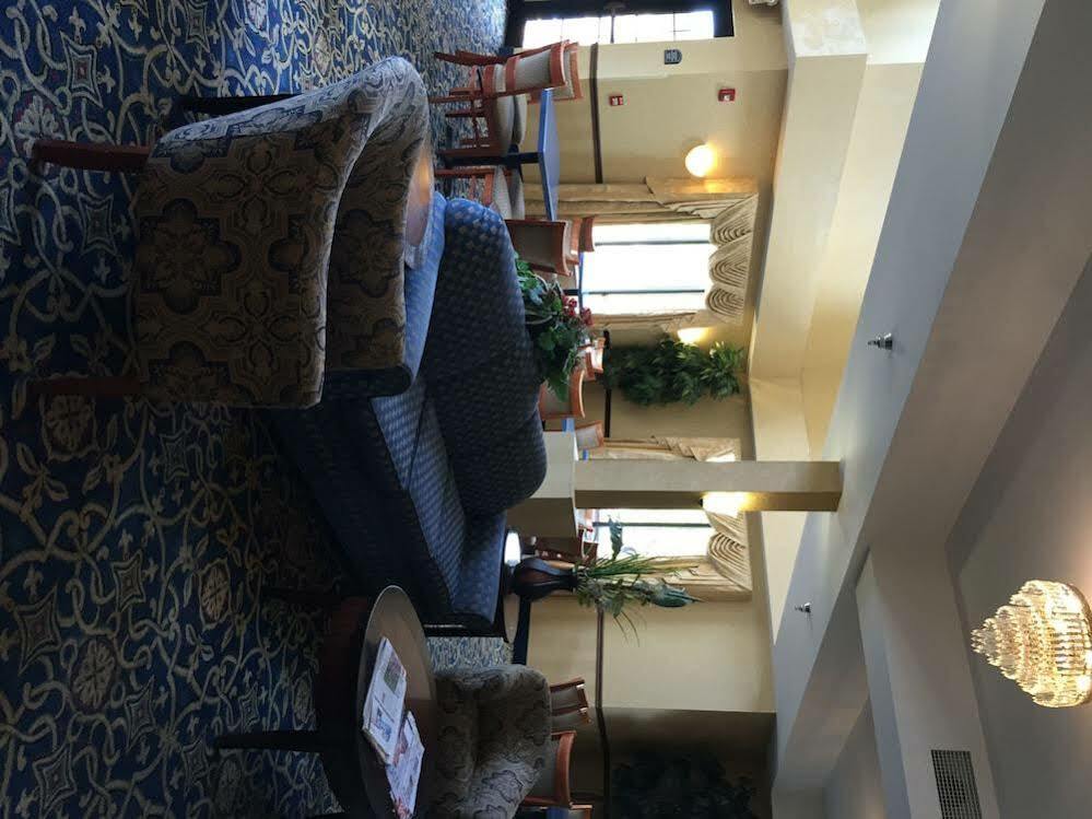 Holiday Inn Express Hotel & Suites Cleveland-Richfield By Ihg Brecksville Extérieur photo
